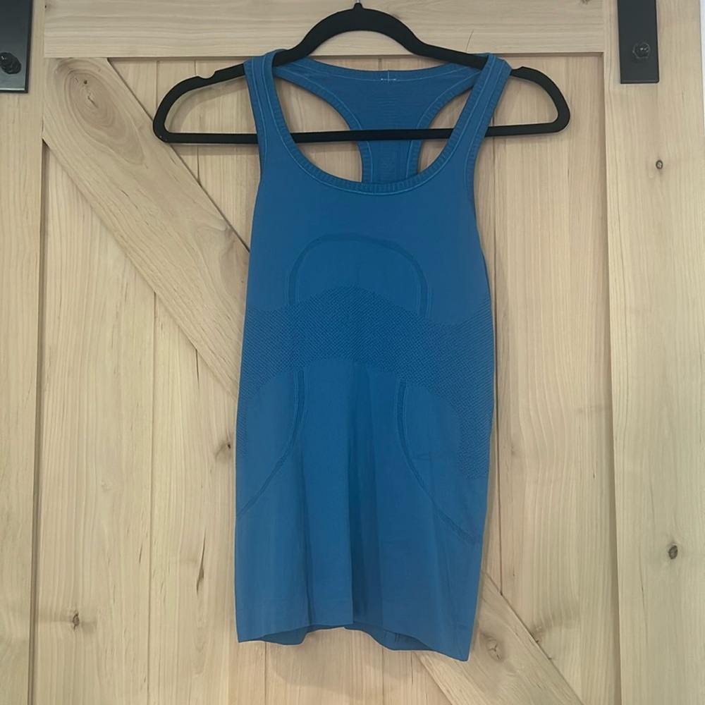 Swiftly tech Blue lululemon tank top